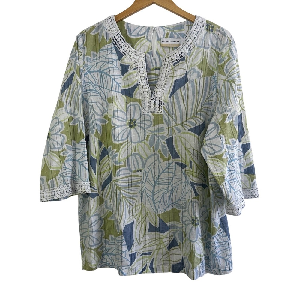 Alfred Dunner Woman‎ Tunic Top 22W Floral Embroidered Crochet Trim Resort Cruise